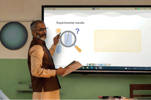 11 1 ViewSonic Unveiled Hybrid Learning Innovations with the Stunning 105” 5K Interactive Display at BETT 2023