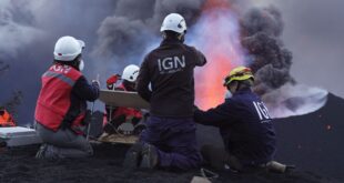 C0059 1 Explosive fun: free virtual trip for students to experience the volcanoes of the Canary Islands