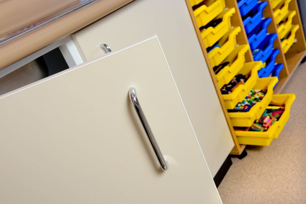 How good fitted furniture in schools helps combat mental health issues
