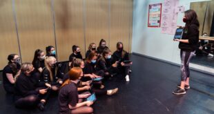 Sophie Lamont Dance and Drama Teacher with Rosshall Academy students Next generation of young dancers supported through iPad roll-out