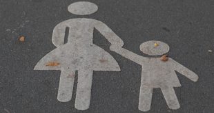 markus spiske BCf6JF4fqq0 unsplash Keeping our little ones safe: The importance of road safety education