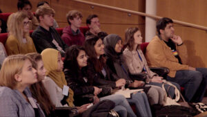 trip School students across the country help scientists annotate genome